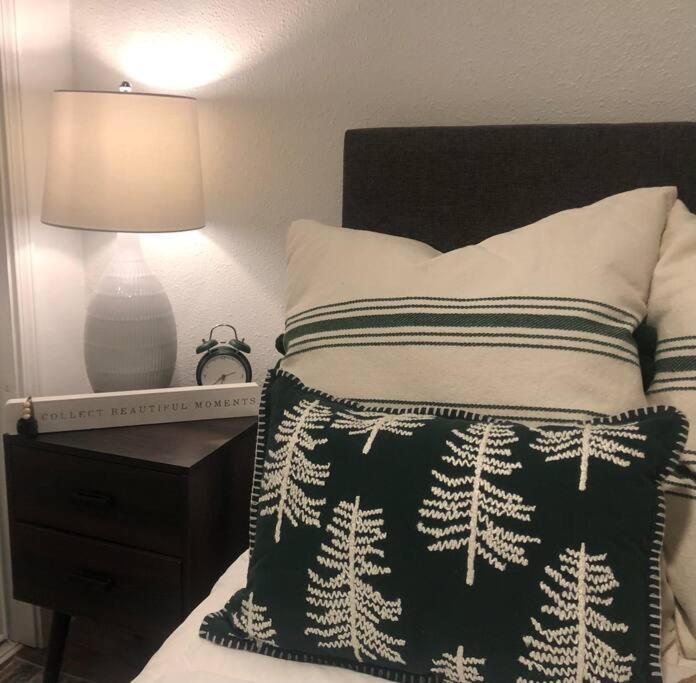 Cozy Getaway At Lake O' The Pines Ore City Exterior photo